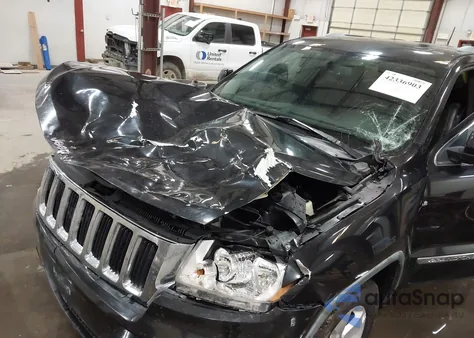 2011 Jeep Grand Cherokee Laredo z USA, uszkodzony, nr VIN 1J4RR4GG4BC636097